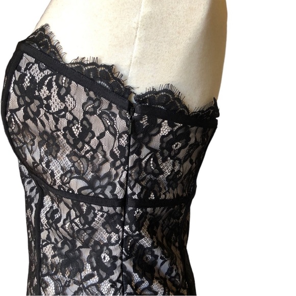 White House Black Market lace dress - size 4 - Picture 2 of 10